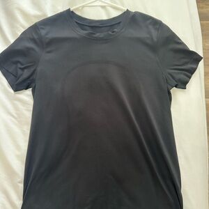 Black lululemon swiftly tech short sleeve shirt 2.0